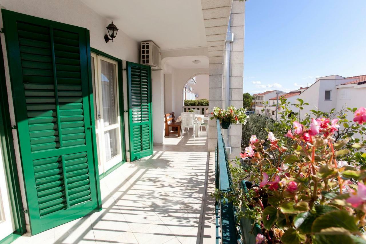 Apartmani Ruza ماكارسكا المظهر الخارجي الصورة